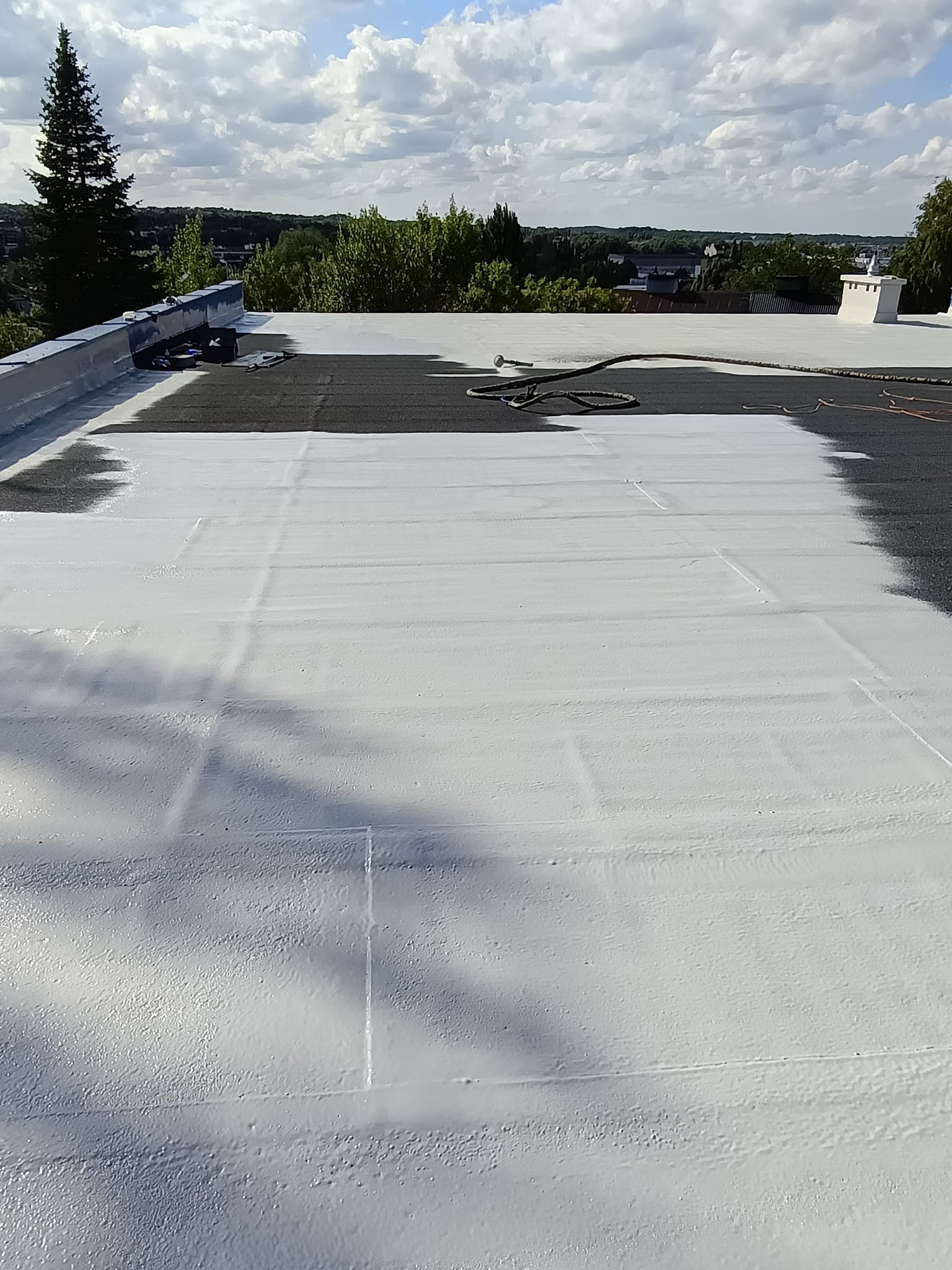 Dachy, fundamenty, powierzchnie krytyczne